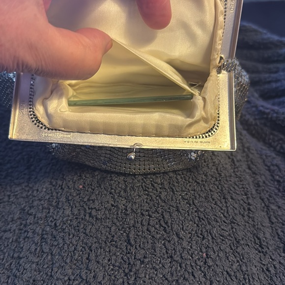 WHITING & DAVIS mesh clutch evening bag 🐈‍⬛